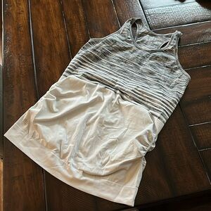 Athleta workout tank - size large black/white